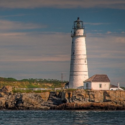Boston-harbor-lighthouse-tour-summer-boston