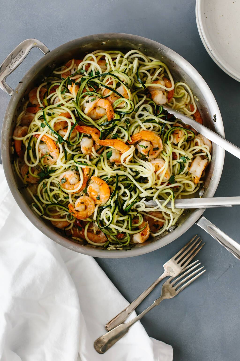 Zucchini noodles past lemon garlic